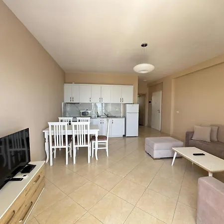 Sea View Apartment *